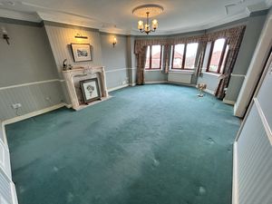 Photo 7- click for photo gallery